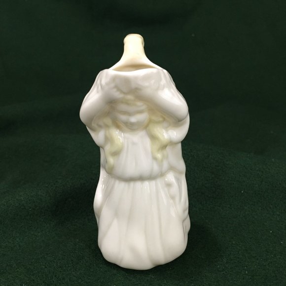 Belleek Undine Irish Maiden Creamer Parian China 7th Mark Gold 1980-93 Vintage - Picture 2 of 6